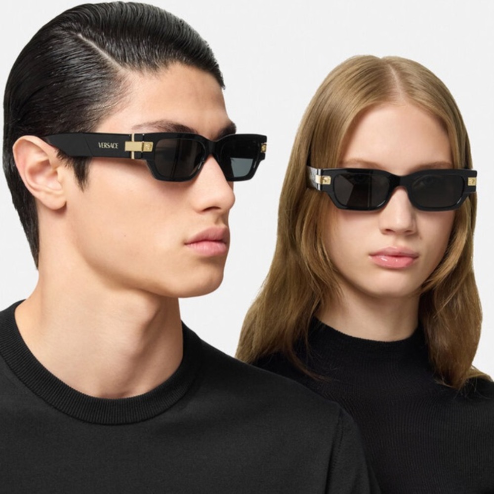 Excluded Versace Sunglasses, New 335 - Picture 9 of 11